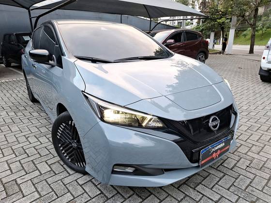 NISSAN LEAF B12P 40 ELÉTRICO NISSAN LEAF B12P 40 ELÉTRICO